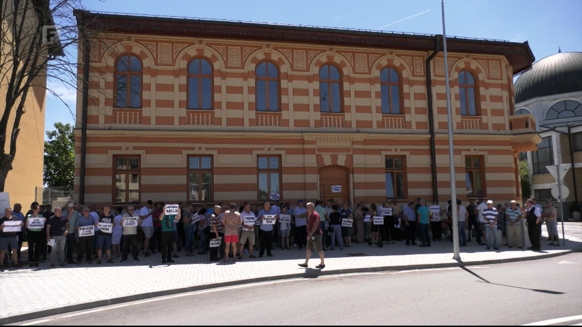 Poljoprivrednici u Odžaku ponovno protestirali, traže sankcije za policajce koji su hapsili